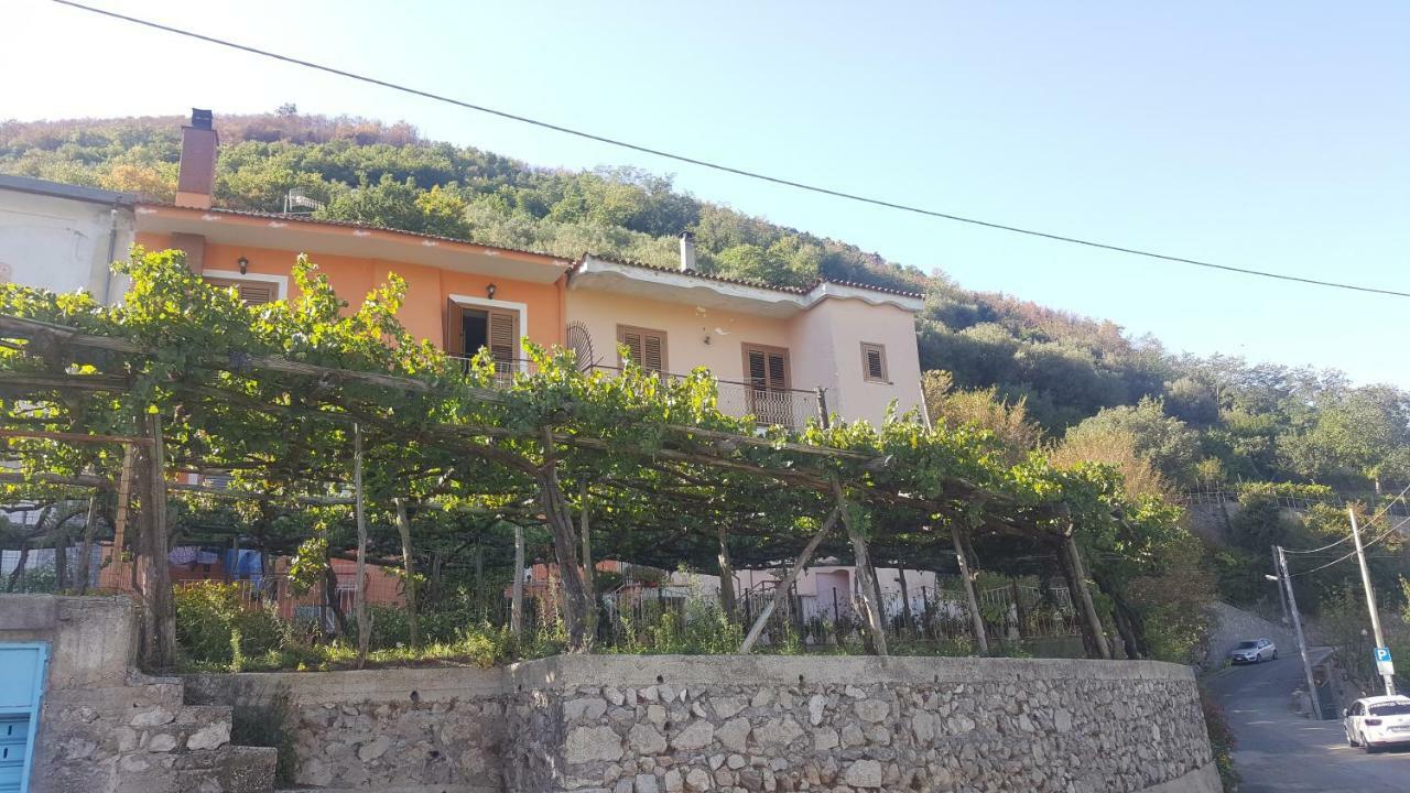 I Tredici Casali Villa Tramonti Bagian luar foto